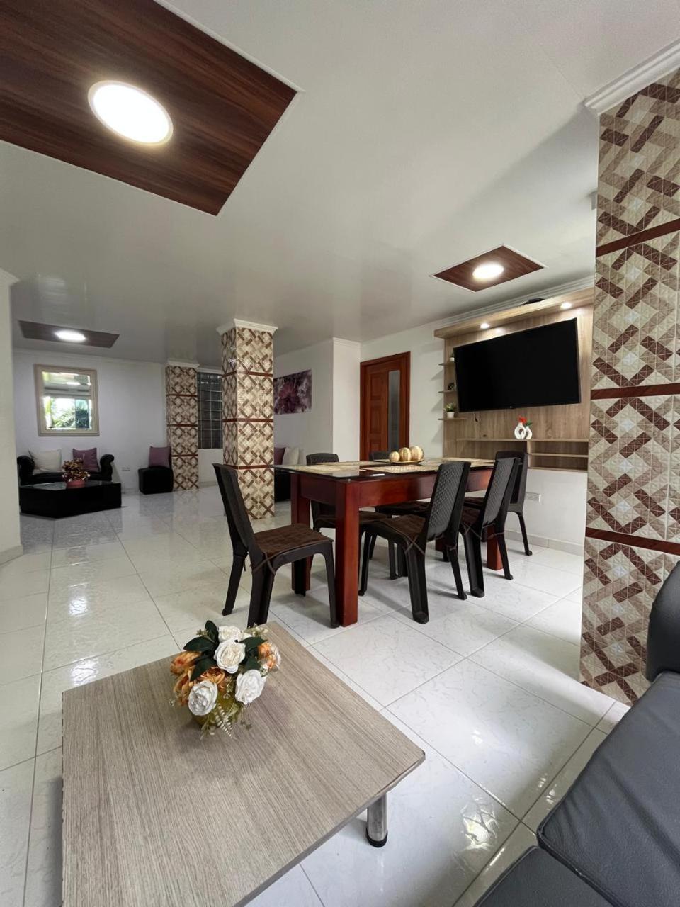 Santos 3*